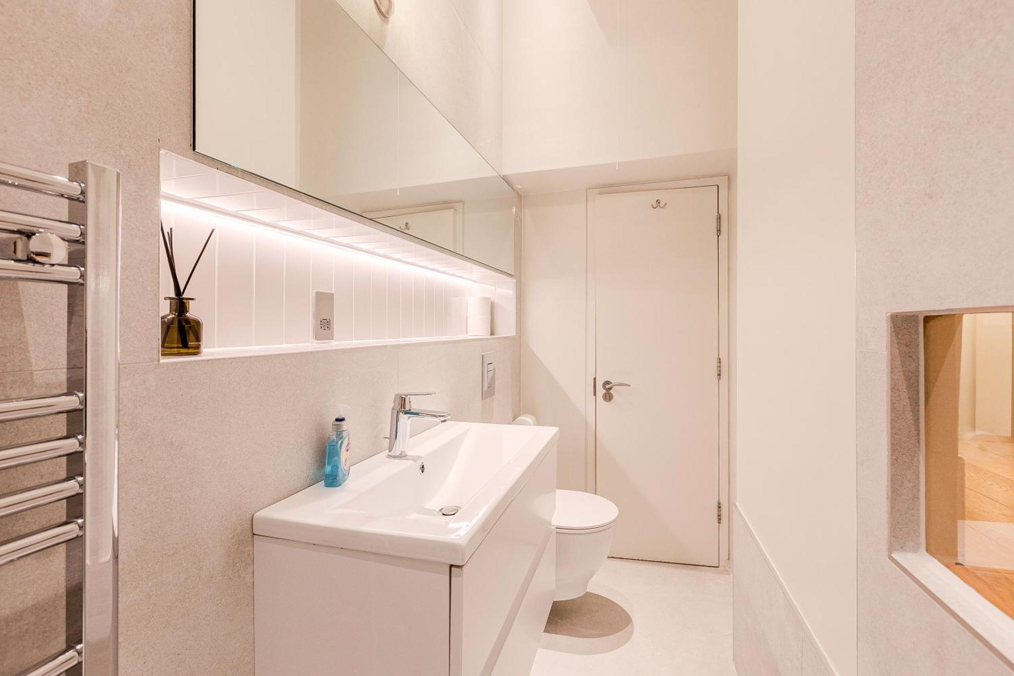 St Paul's I Your Apartamento *