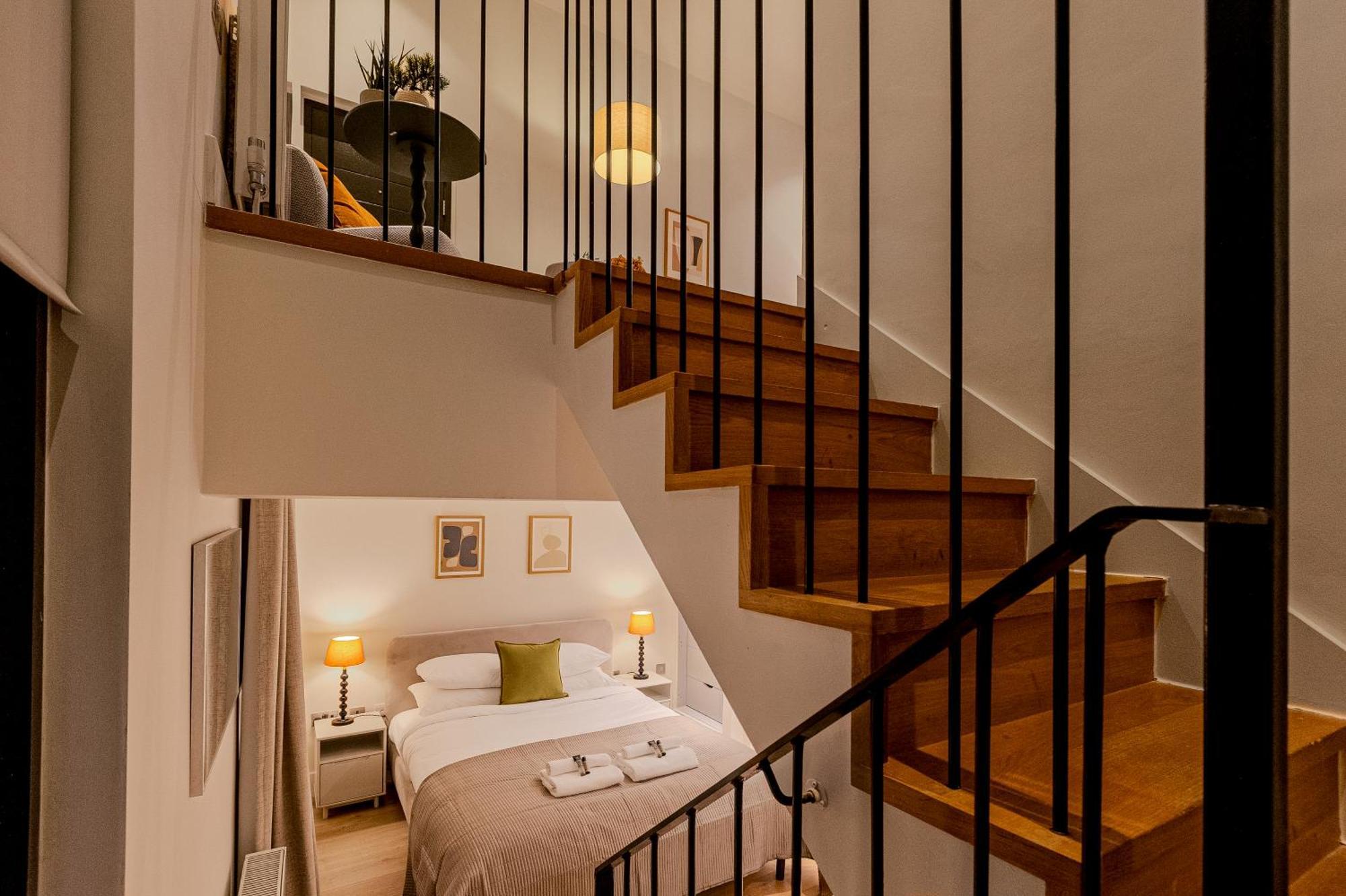 St Paul's I Your Apartamento *