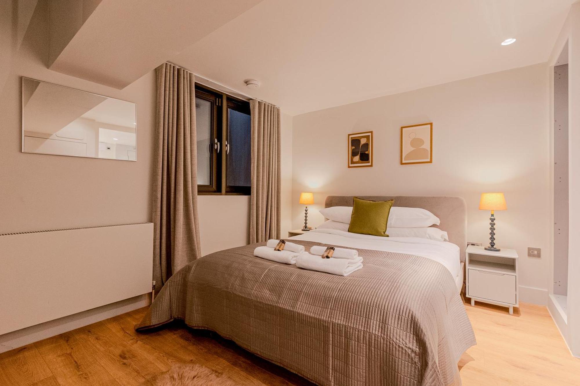 Apartamento St Paul's I Your *